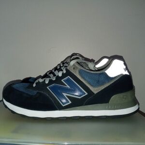 New Balance Men's Sneakers - Black, Blue, Gray